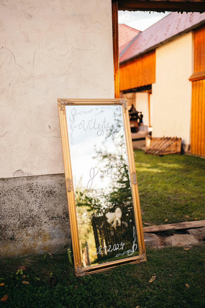 Historický interiér Perleťárny